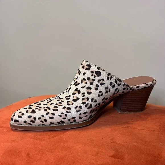 Leopard print mules by Matisse Footwear - Picture 3 of 4